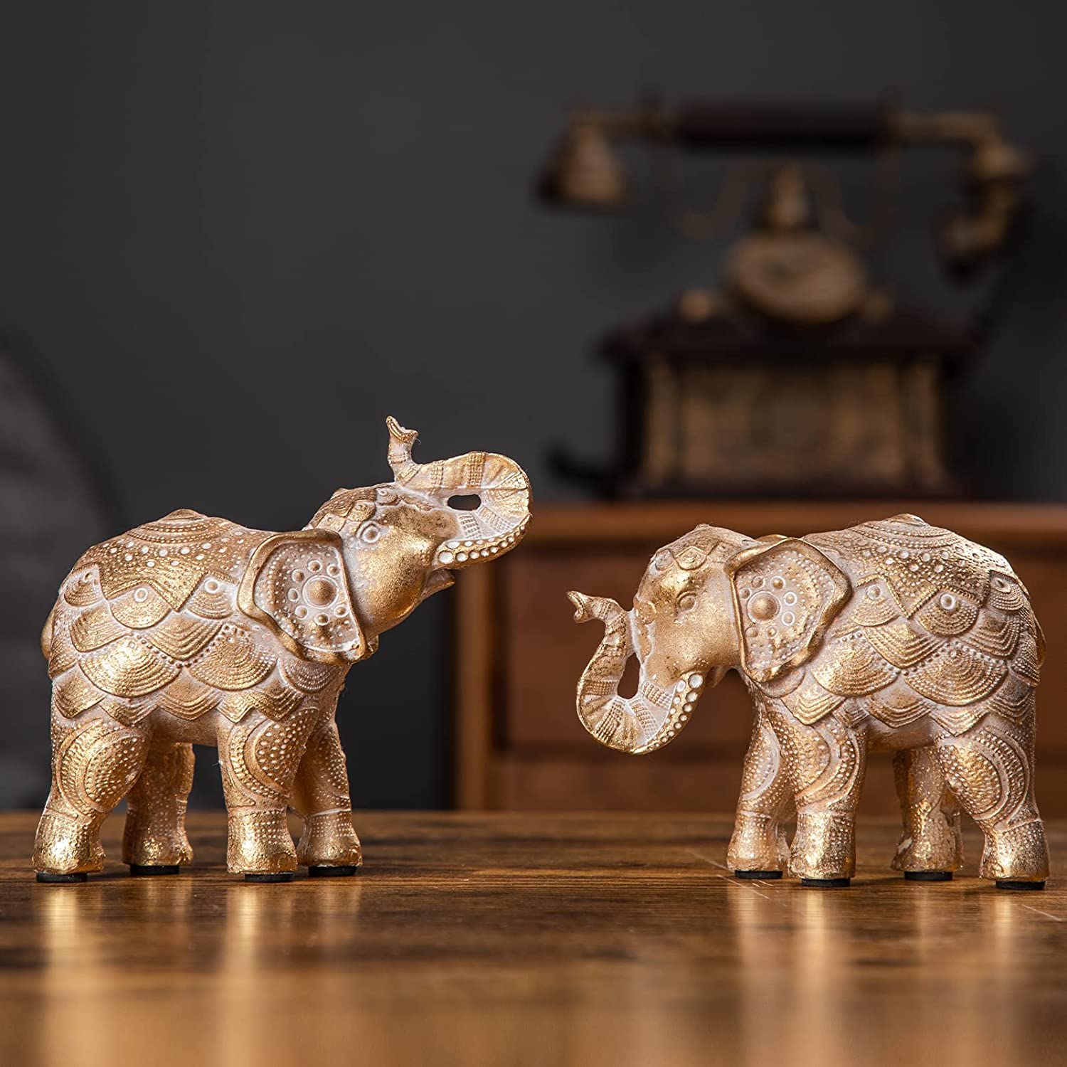 Set of 2 pieces, Elephant figurines for decoration, Gold color