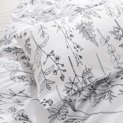 Set of sheets, white floral design, 1 bedspread and 2 slipcovers