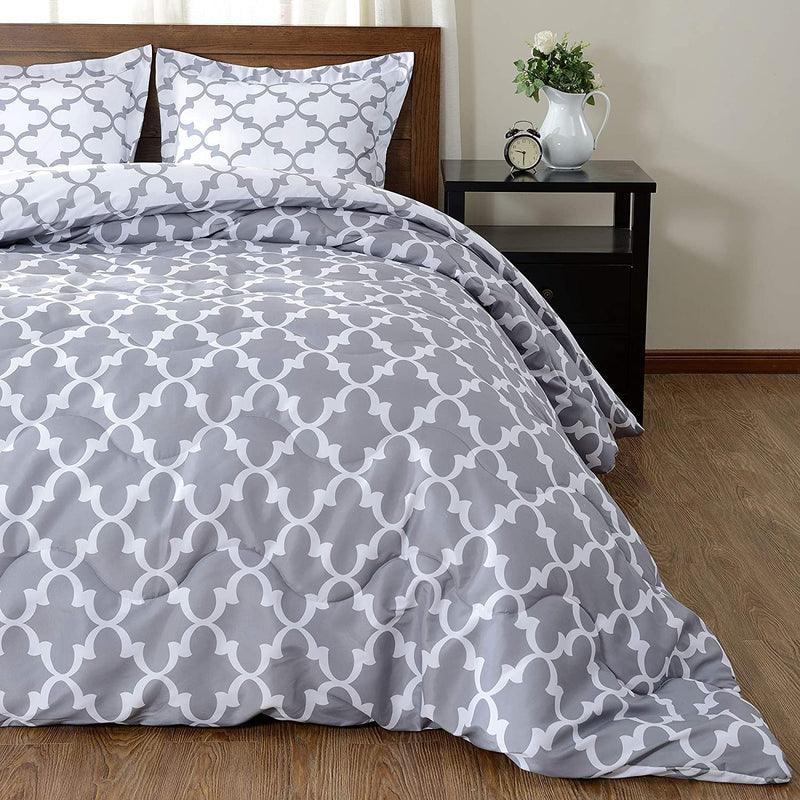 Comforter Set (Queen) with 2 Pillow Shams