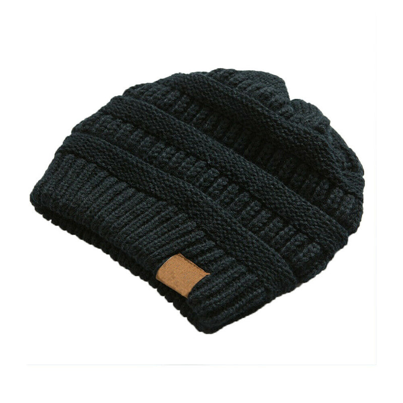 Plain knitted wool hat, warm Colour: Black